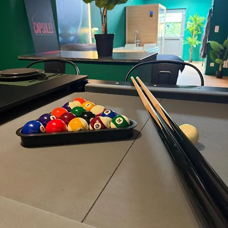 Capsule Avatar - Balneo Sauna Projecteur Nintendo Appartement *