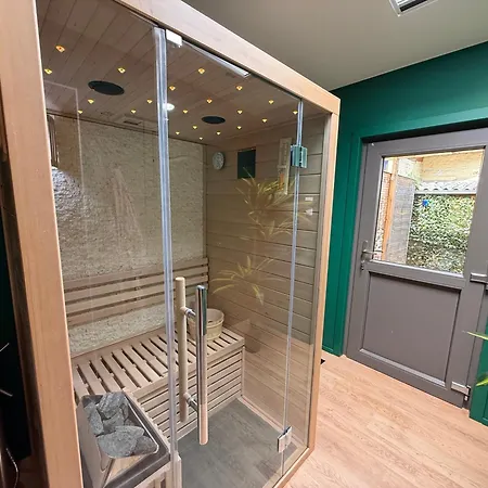 Appartement Capsule Avatar - Balneo Sauna Projecteur Nintendo